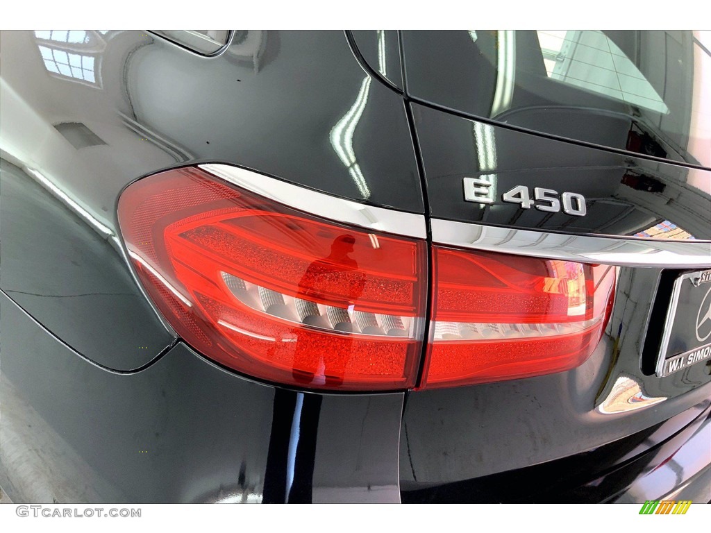 2019 E 450 4Matic Wagon - Obsidian Black Metallic / Black photo #29
