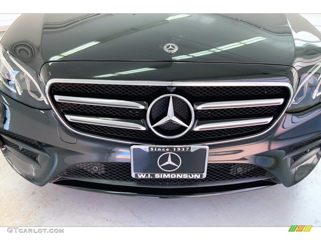 2019 E 450 4Matic Wagon - Obsidian Black Metallic / Black photo #30