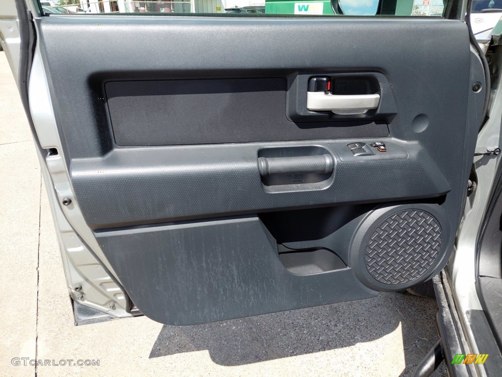2010 FJ Cruiser  - Silver Fresco Metallic / Dark Charcoal photo #13