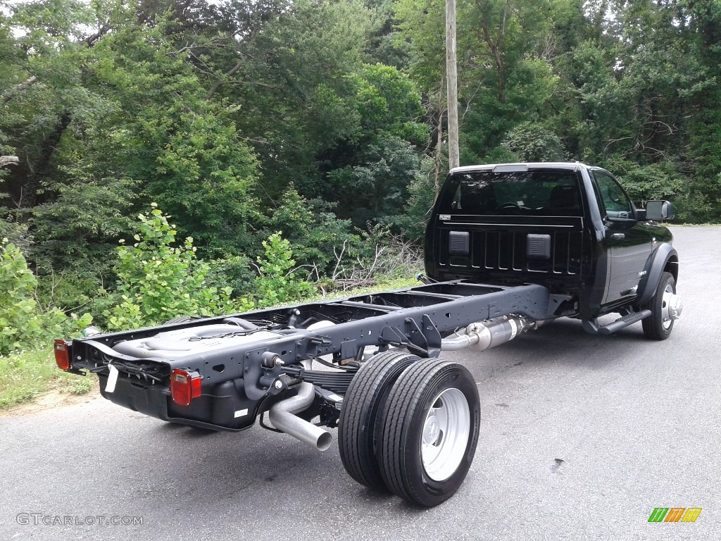 2021 Ram 5500 Tradesman Regular Cab 4x4 Chassis Undercarriage Photo #142220622