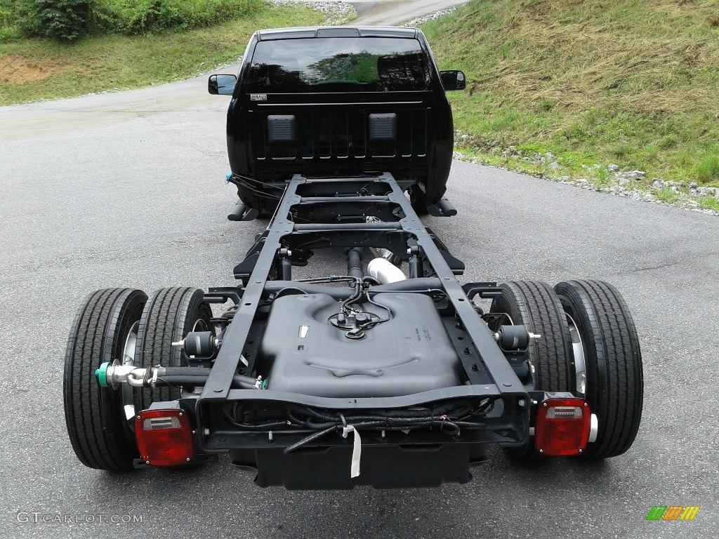 2021 Ram 5500 Tradesman Regular Cab 4x4 Chassis Undercarriage Photo #142220672