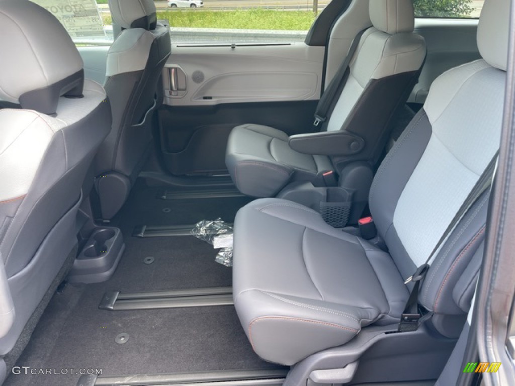 2021 Sienna XSE AWD Hybrid - Midnight Black Metallic / Graphite photo #28