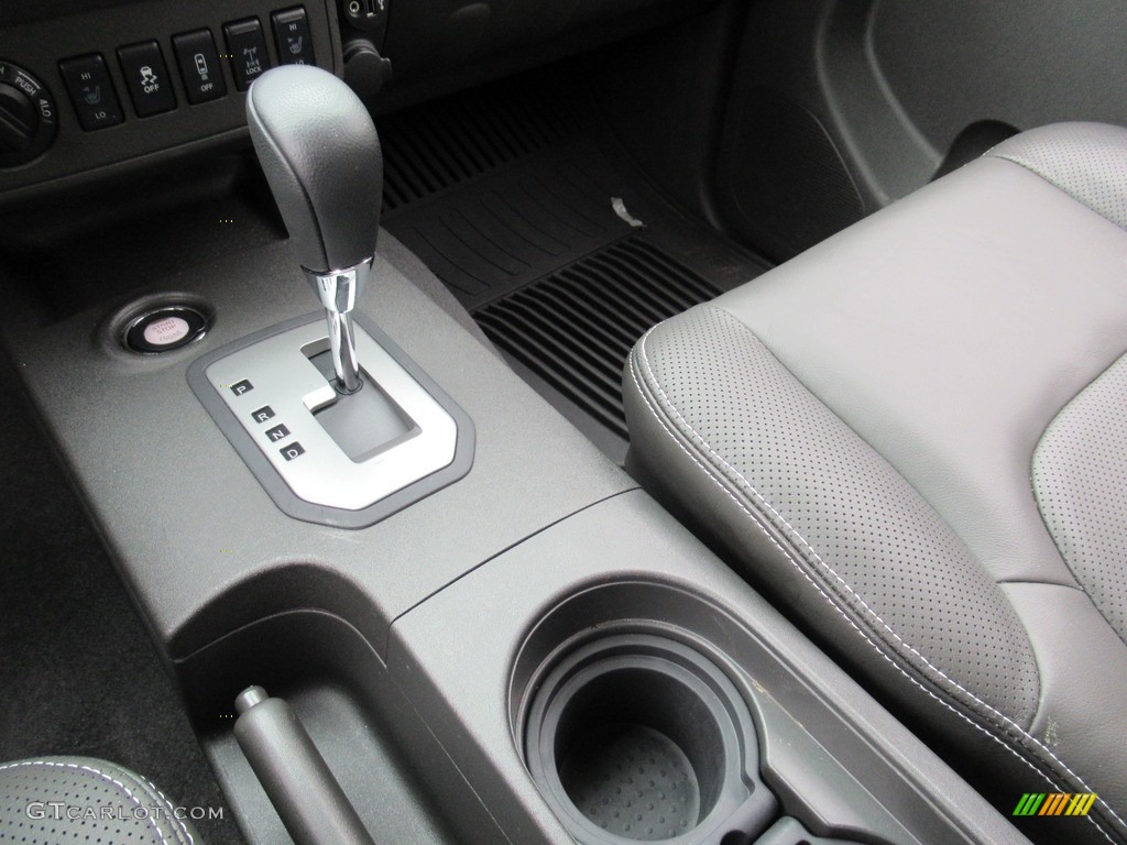 2020 Nissan Frontier Pro-4X Crew Cab 4x4 Transmission Photos