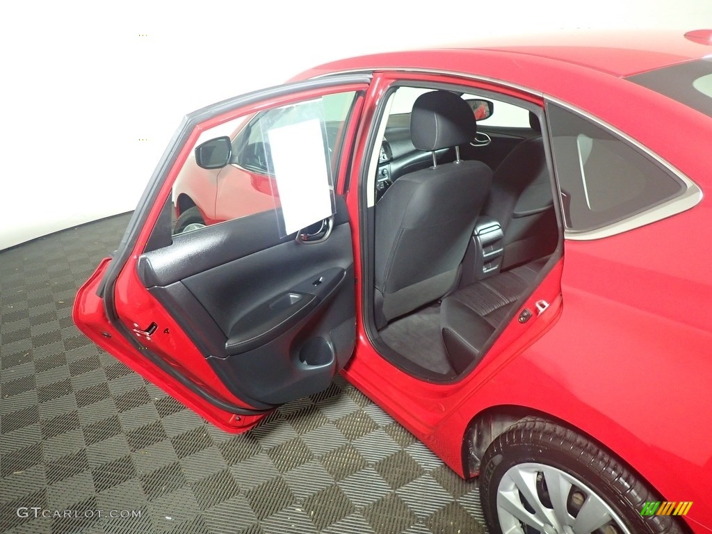 2017 Sentra SV - Red Alert / Charcoal photo #34