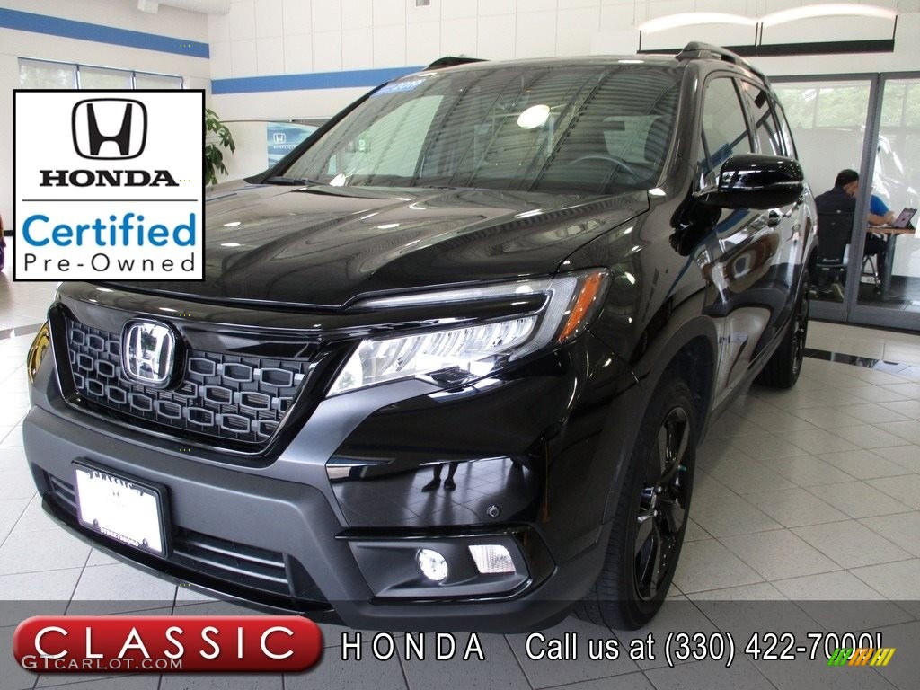 Crystal Black Pearl Honda Passport