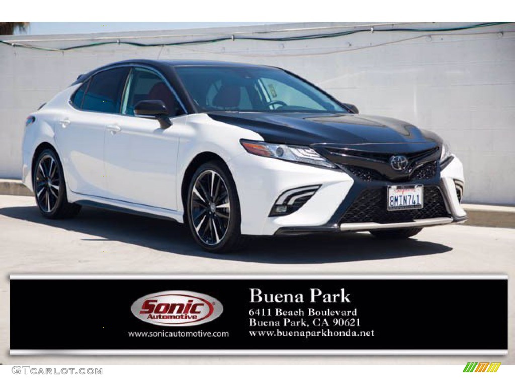 2019 Camry XSE - Super White / Red photo #1