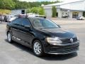 Black 2015 Volkswagen Jetta SE Sedan Exterior