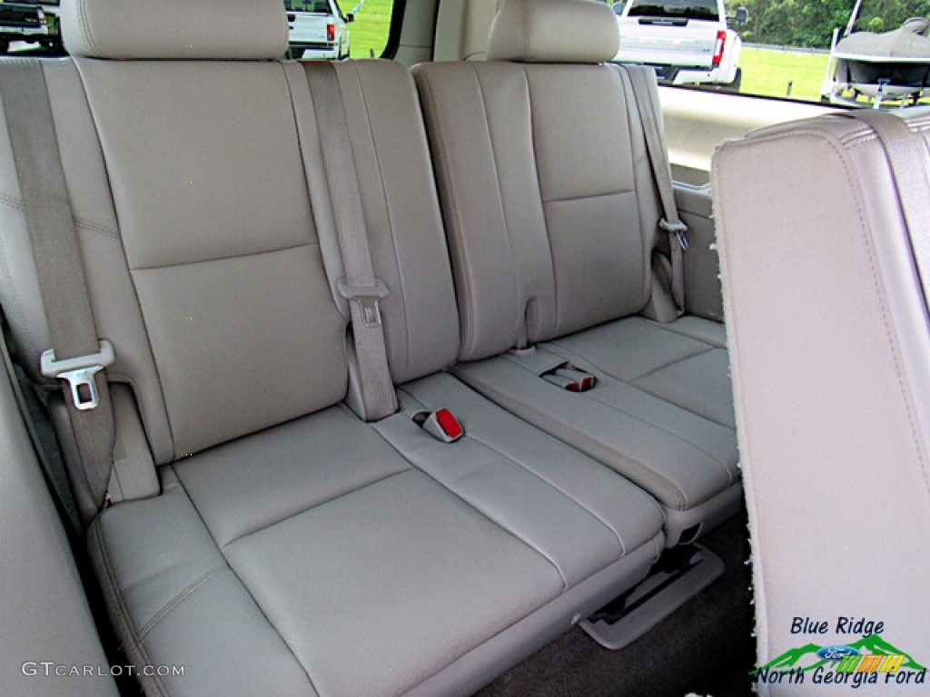 2013 Suburban LTZ 4x4 - Silver Ice Metallic / Light Titanium/Dark Titanium photo #14