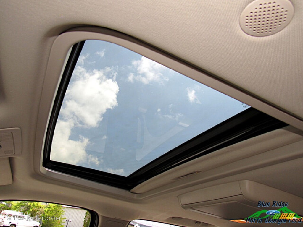 2013 Suburban LTZ 4x4 - Silver Ice Metallic / Light Titanium/Dark Titanium photo #24