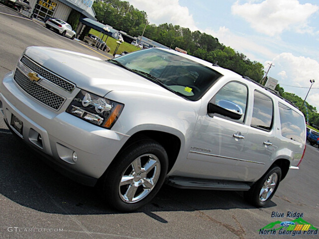2013 Suburban LTZ 4x4 - Silver Ice Metallic / Light Titanium/Dark Titanium photo #29