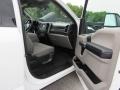 2019 Oxford White Ford F350 Super Duty XLT Crew Cab 4x4 Chassis  photo #16