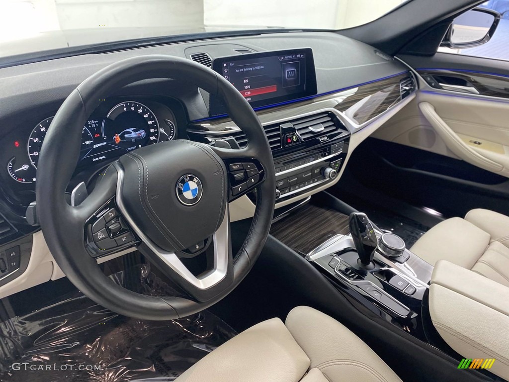 2019 5 Series 530e iPerformance Sedan - Bluestone Metallic / Canberra Beige/Black photo #16