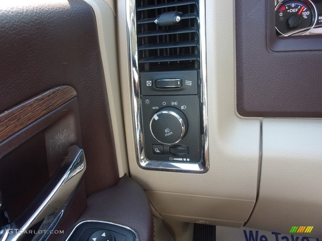 2018 2500 Laramie Crew Cab 4x4 - True Blue Pearl / Brown/Light Frost Beige photo #27
