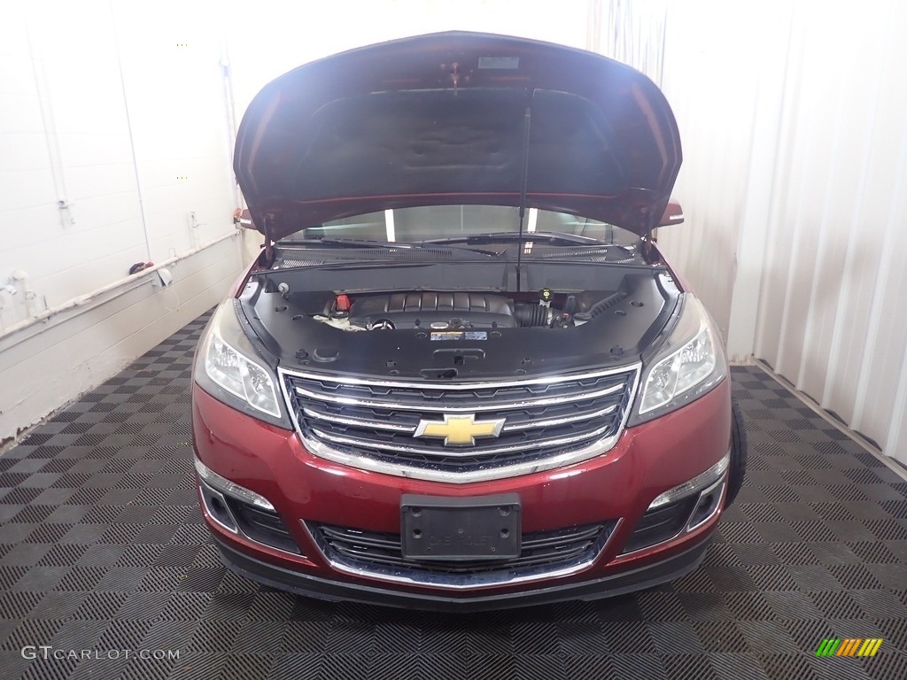 2017 Traverse LT AWD - Siren Red Tintcoat / Ebony photo #8