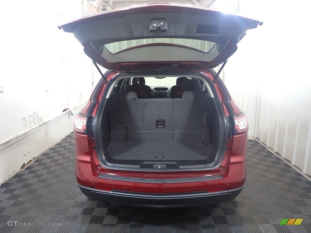 2017 Traverse LT AWD - Siren Red Tintcoat / Ebony photo #12