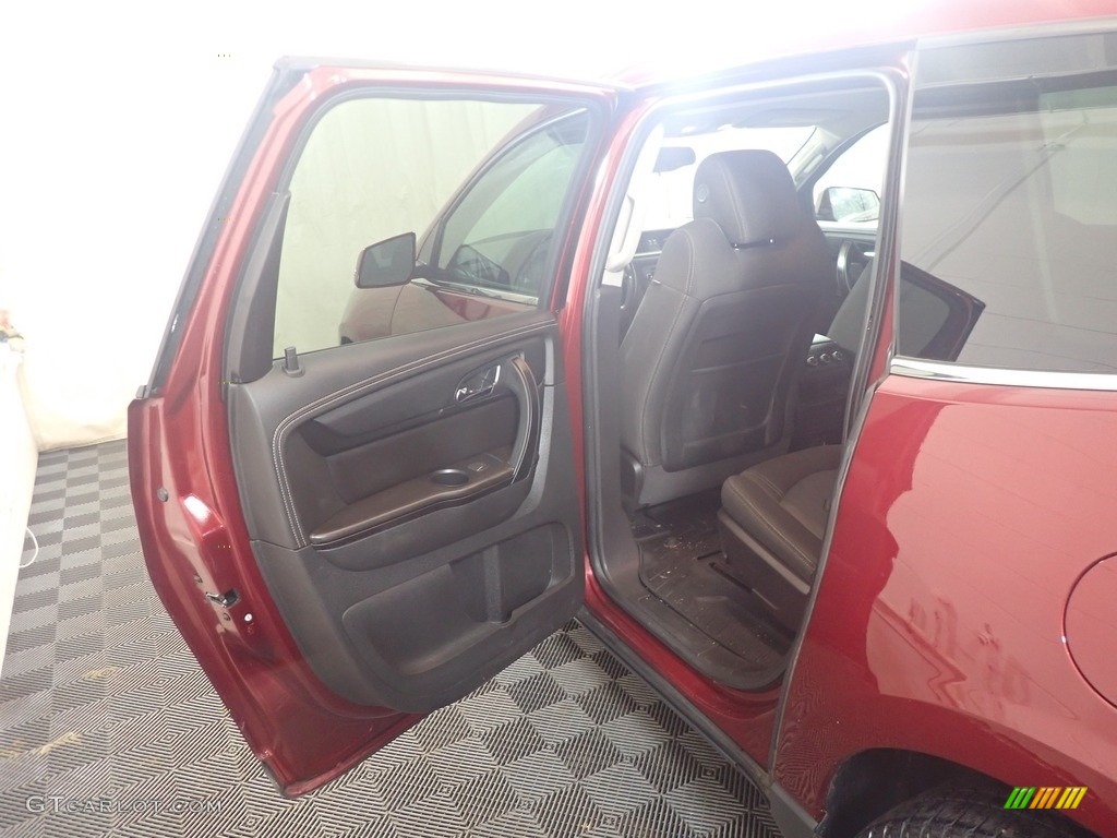 2017 Traverse LT AWD - Siren Red Tintcoat / Ebony photo #30