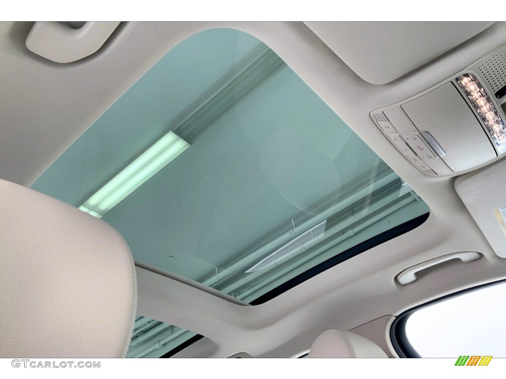 2018 Mercedes-Benz GLC 350e 4Matic Sunroof Photo #142232859