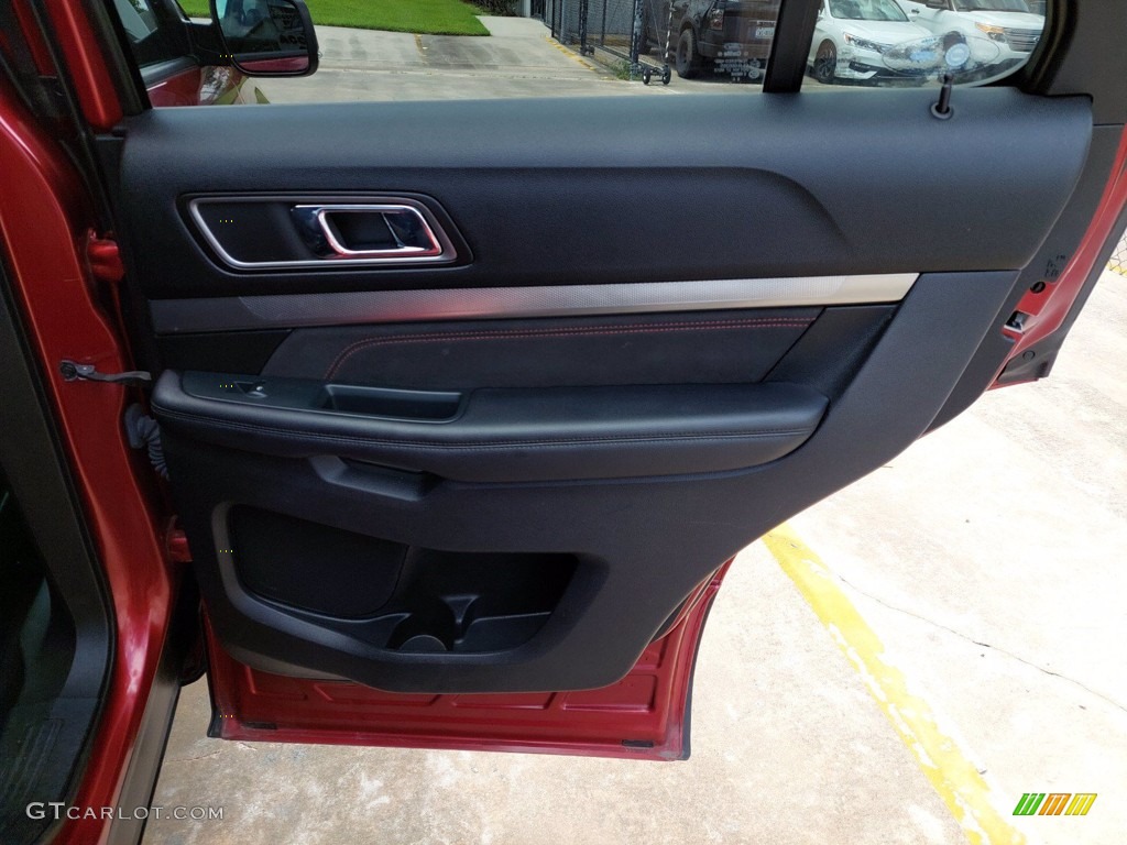 2018 Explorer XLT - Ruby Red / Ebony Black photo #27
