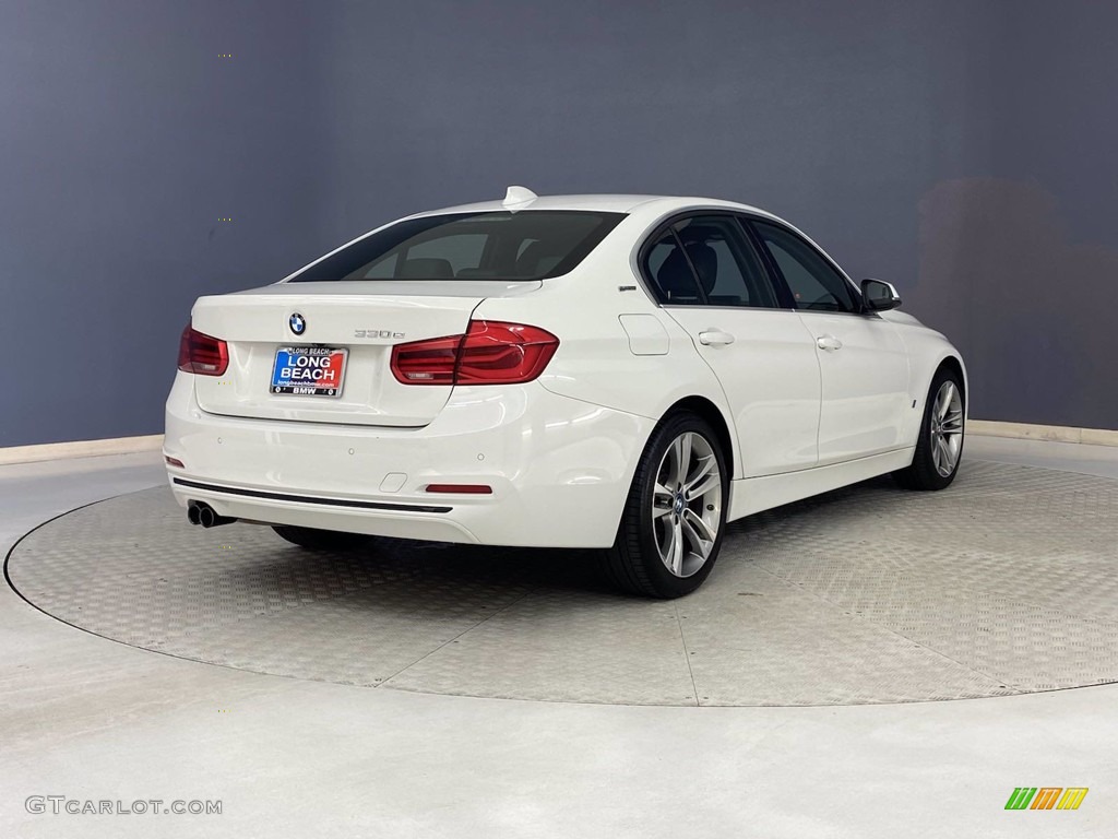 2018 3 Series 330e iPerformance Sedan - Alpine White / Black photo #5