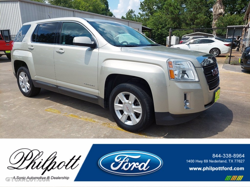 Champagne Silver Metallic GMC Terrain