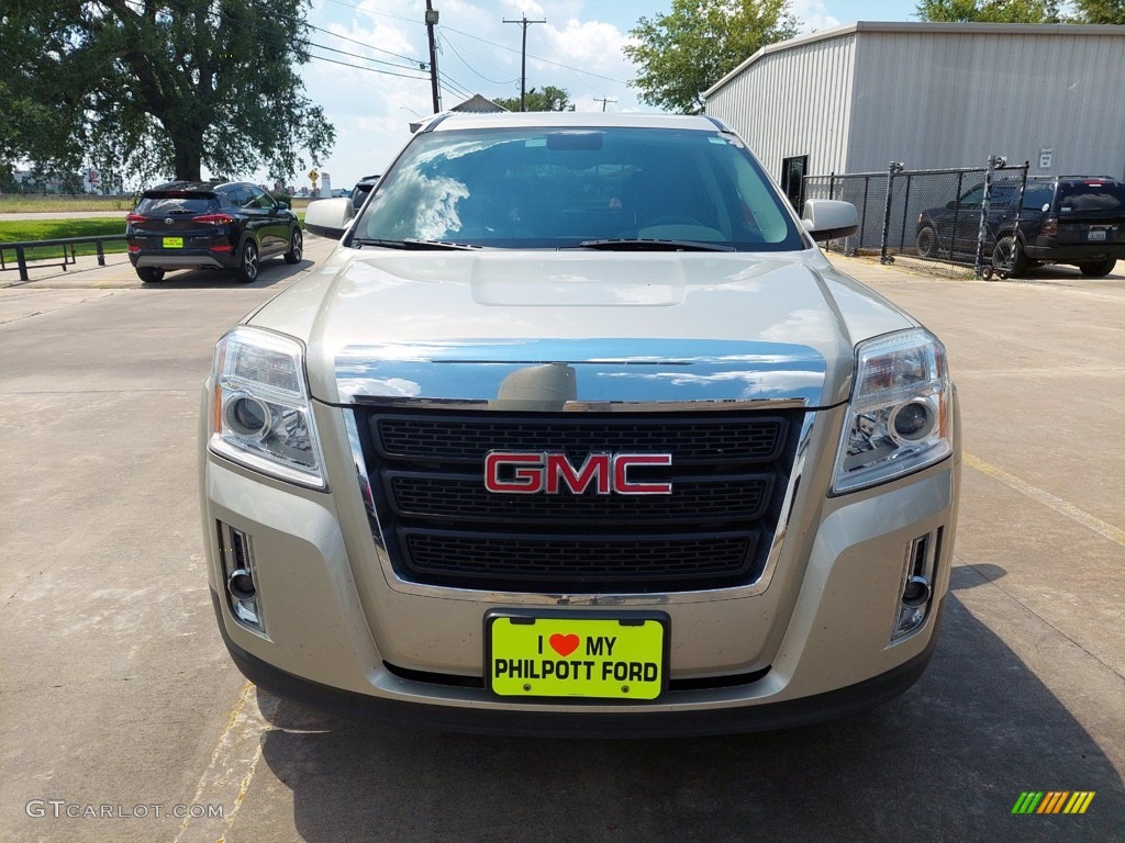 2013 Terrain SLE - Champagne Silver Metallic / Light Titanium photo #2