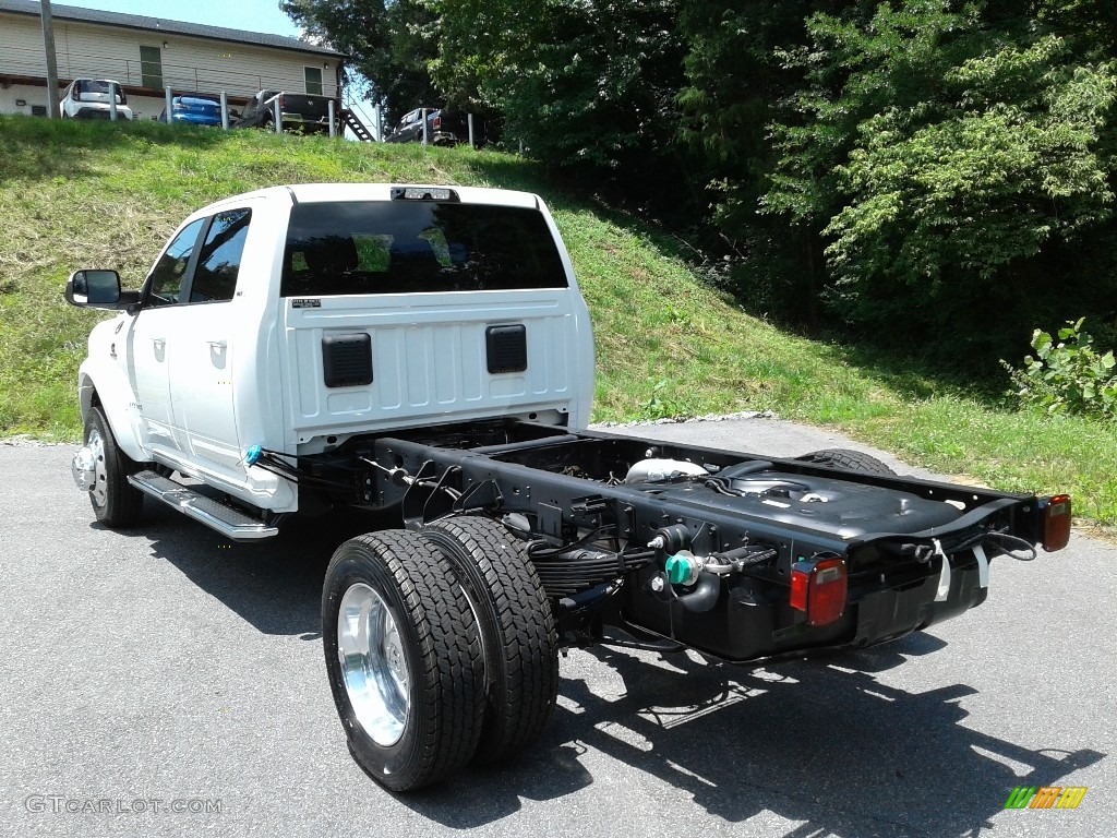 2021 Ram 4500 SLT Crew Cab 4x4 Chassis Undercarriage Photos