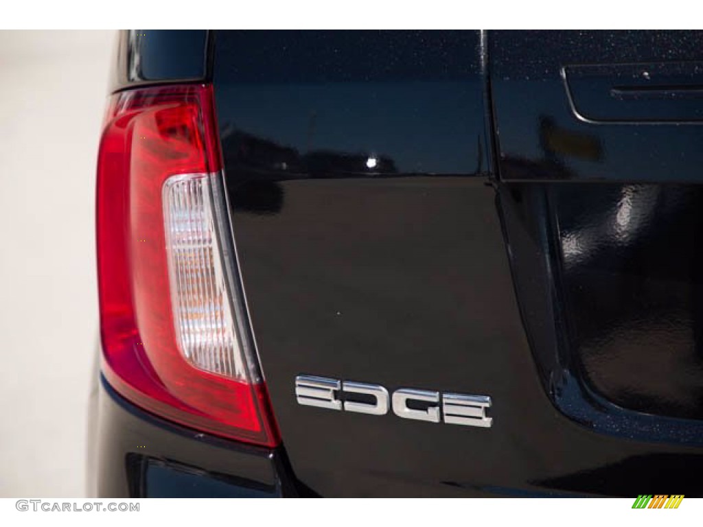 2013 Edge SEL - Tuxedo Black Metallic / SEL Appearance Charcoal Black/Gray Alcantara photo #10