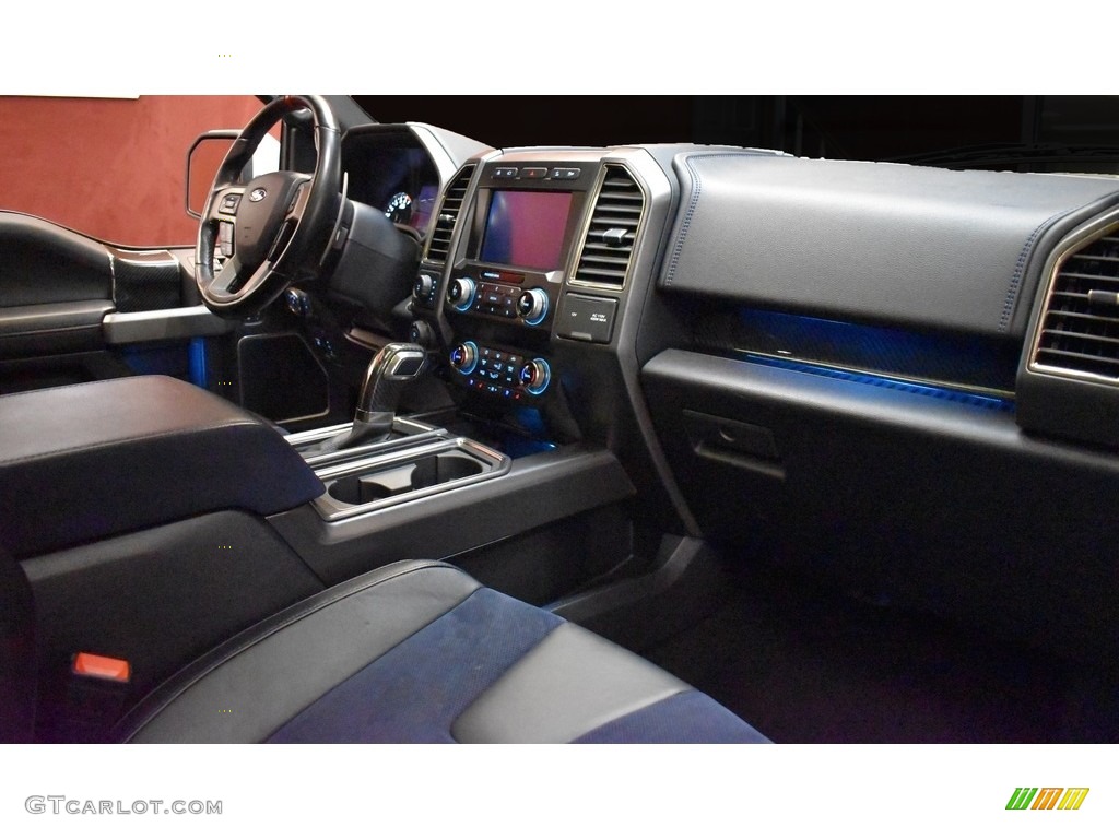 2019 Ford F150 SVT Raptor SuperCrew 4x4 Front Seat Photo #142250182