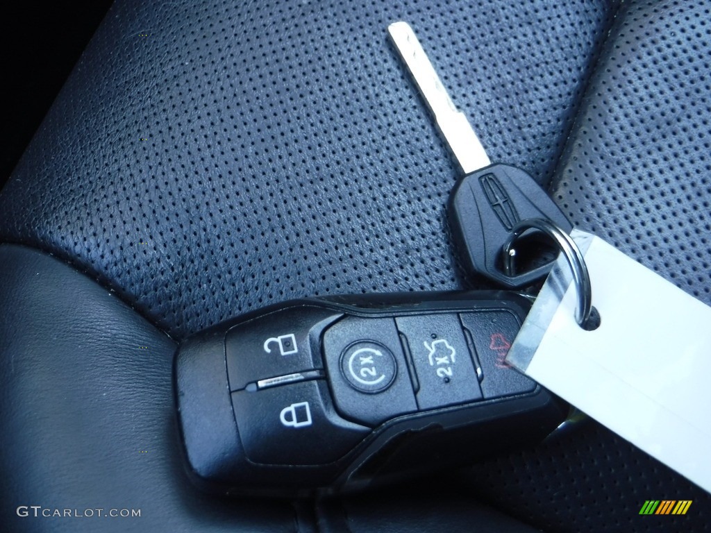 2014 Lincoln MKZ AWD Keys Photo #142250665