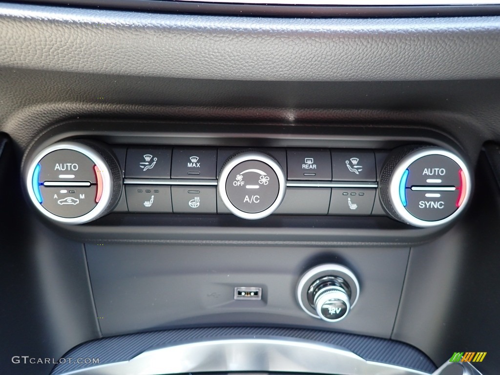 2021 Alfa Romeo Stelvio Ti AWD Controls Photo #142252529