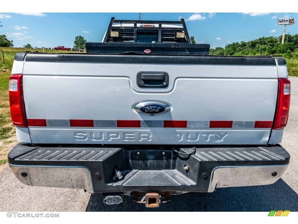 2014 F350 Super Duty King Ranch Crew Cab 4x4 - Oxford White / Steel photo #5