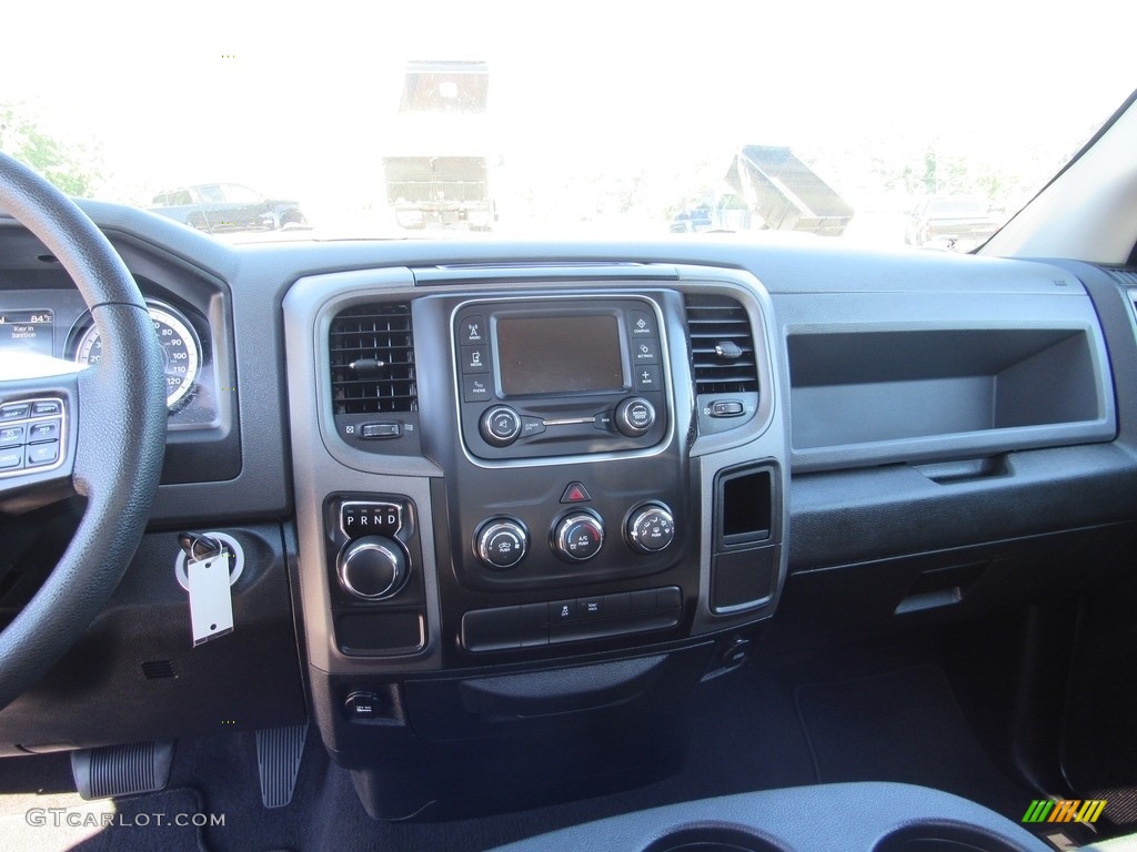 2018 1500 Tradesman Regular Cab - Bright White / Black/Diesel Gray photo #22