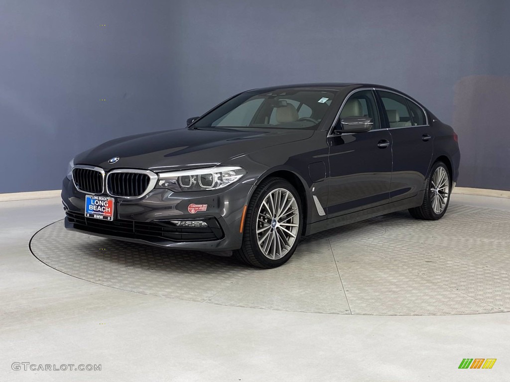 2018 5 Series 530e iPerfomance Sedan - Dark Graphite Metallic / Ivory White photo #3