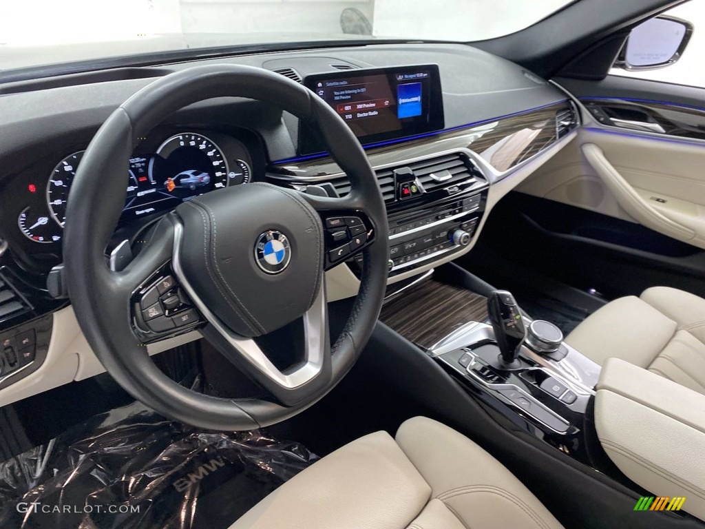 2018 5 Series 530e iPerfomance Sedan - Dark Graphite Metallic / Ivory White photo #16