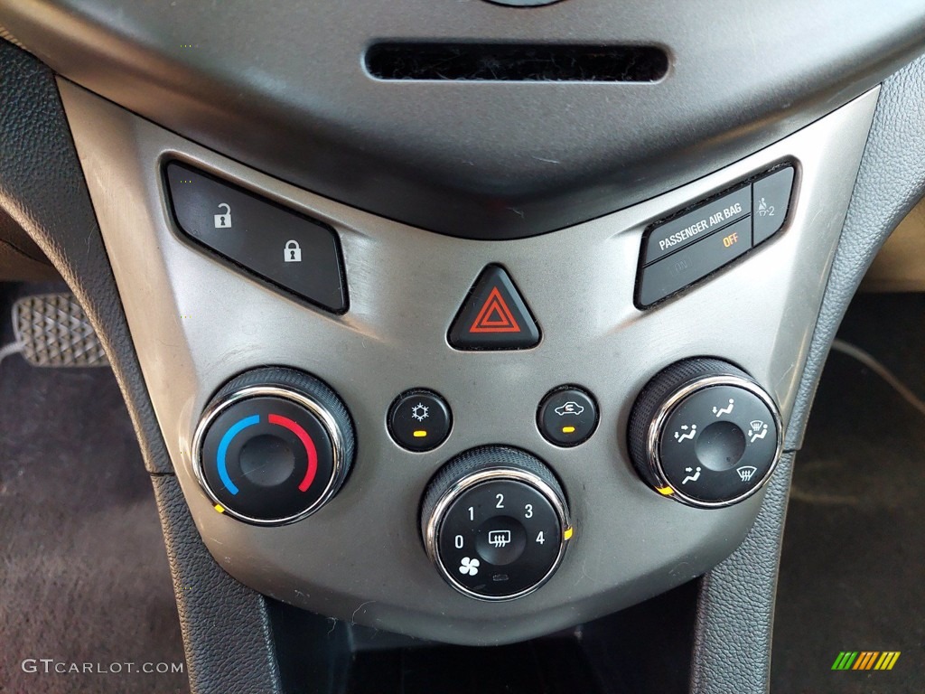 2012 Sonic LT Sedan - Cyber Gray Metallic / Jet Black/Dark Titanium photo #23