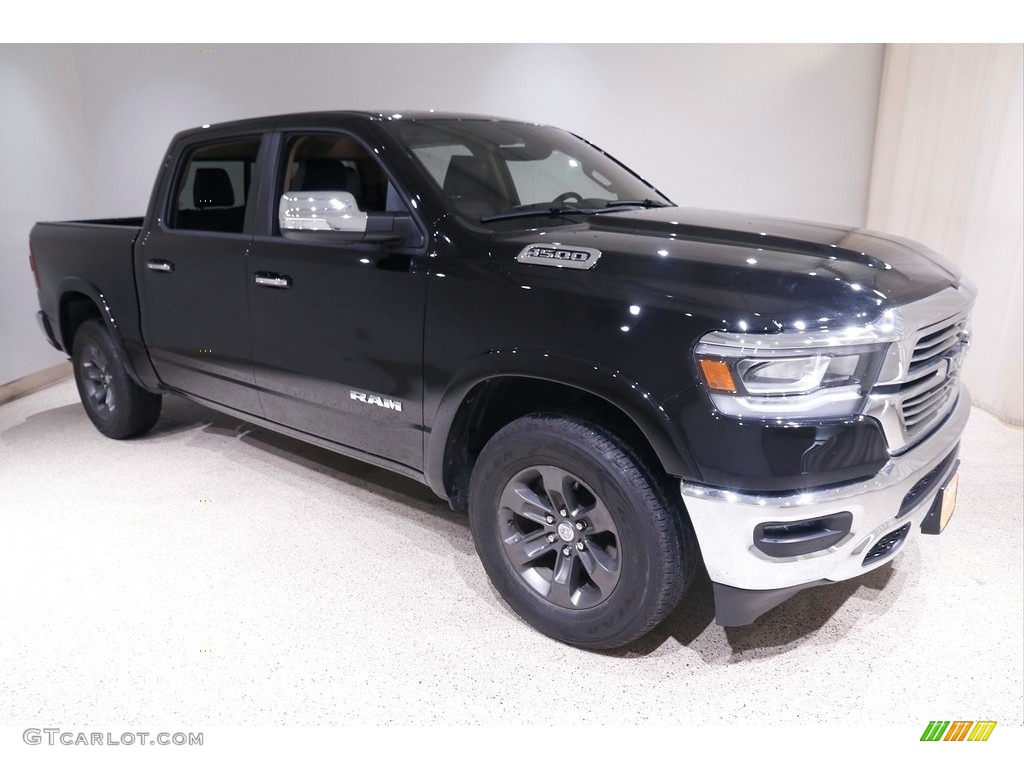 Diamond Black Crystal Pearl 2019 Ram 1500 Laramie Crew Cab 4x4 Exterior Photo #142267894