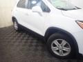 Summit White - Trax LT AWD Photo No. 3