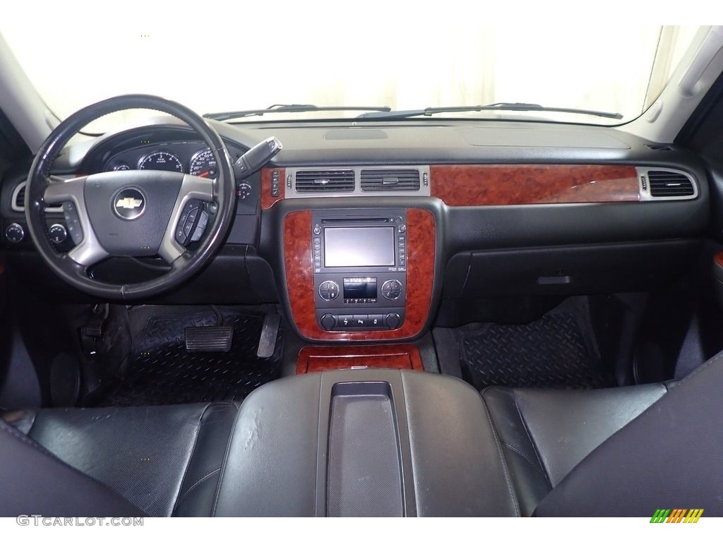 2012 Avalanche LTZ 4x4 - Black / Ebony photo #22