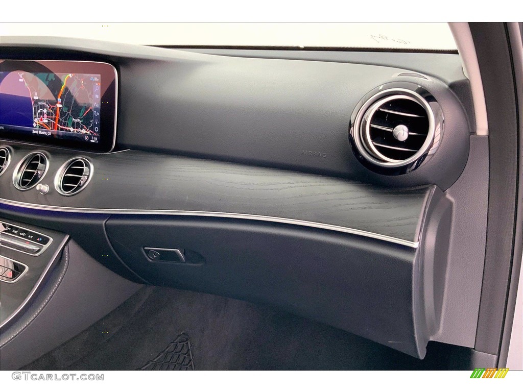 2019 E 300 Sedan - Selenite Grey Metallic / Black photo #16