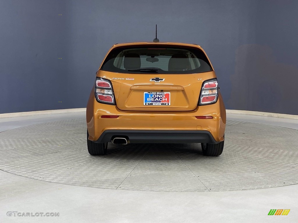 2018 Sonic LT Hatchback - Orange Burst Metallic / Jet Black photo #4
