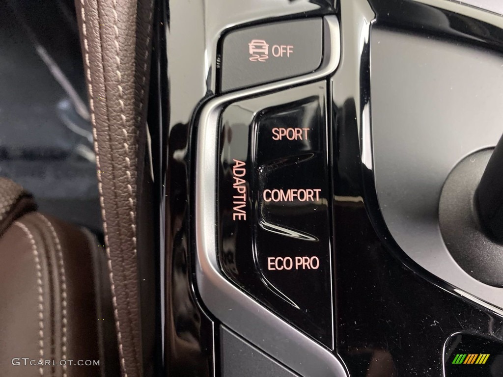 2018 BMW 5 Series M550i xDrive Sedan Controls Photo #142275916