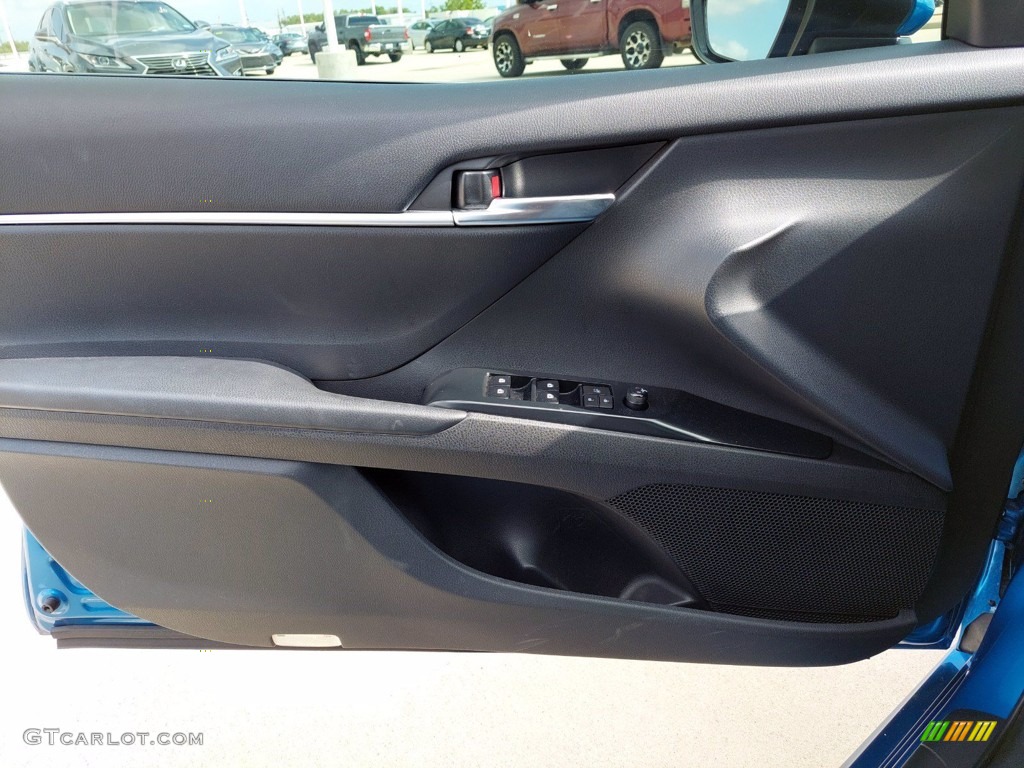 2018 Camry SE - Blue Streak Metallic / Black photo #13