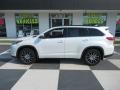 2018 Blizzard White Pearl Toyota Highlander SE AWD  photo #1