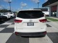 Blizzard White Pearl - Highlander SE AWD Photo No. 4