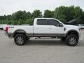 Oxford White - F250 Super Duty Lariat Crew Cab 4x4 Photo No. 6