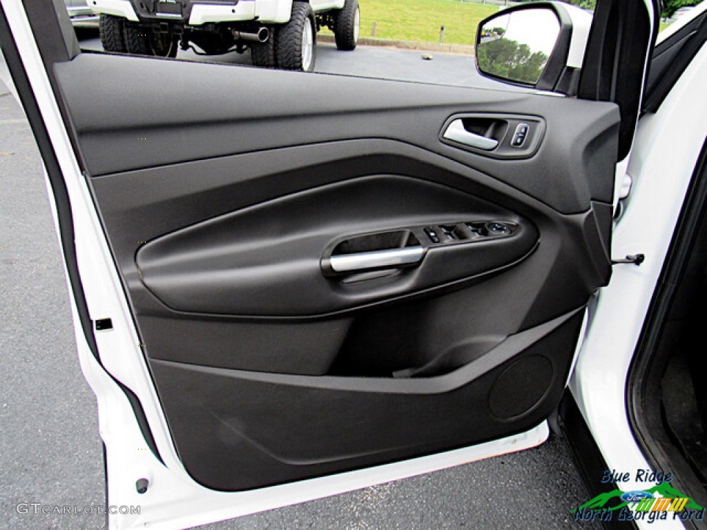 2017 Escape SE - White Platinum / Medium Light Stone photo #10