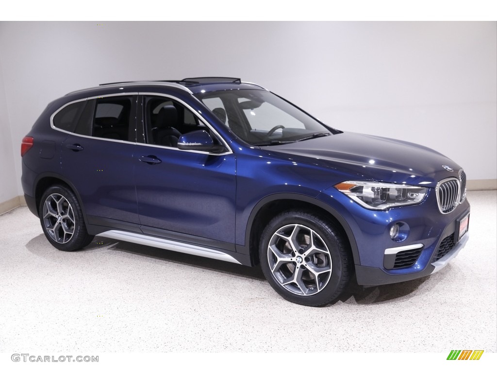 2018 X1 xDrive28i - Mediterranean Blue Metallic / Black photo #1