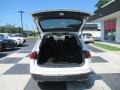 Pure White - Tiguan SE 4MOTION Photo No. 5