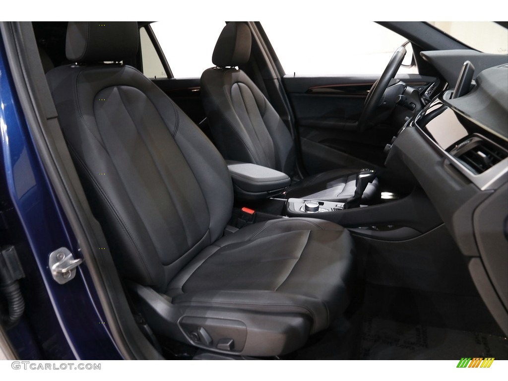 2018 X1 xDrive28i - Mediterranean Blue Metallic / Black photo #19