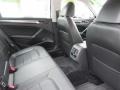 Pure White - Passat SE Sedan Photo No. 13